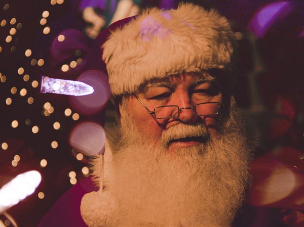 Weihnachtsmann kommt auch nach NRW, Lichterkette